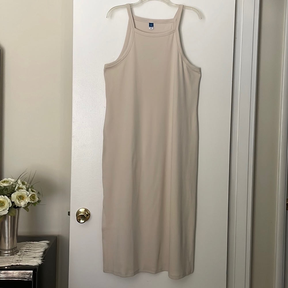 NWT Fitted Rib-Knit Midi Cami Dress. - Picture 13 of 16